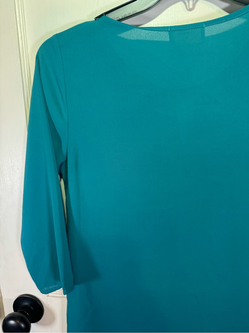 Everly Teal Keyhole Long Sleeve Top - Picture 9 of 11